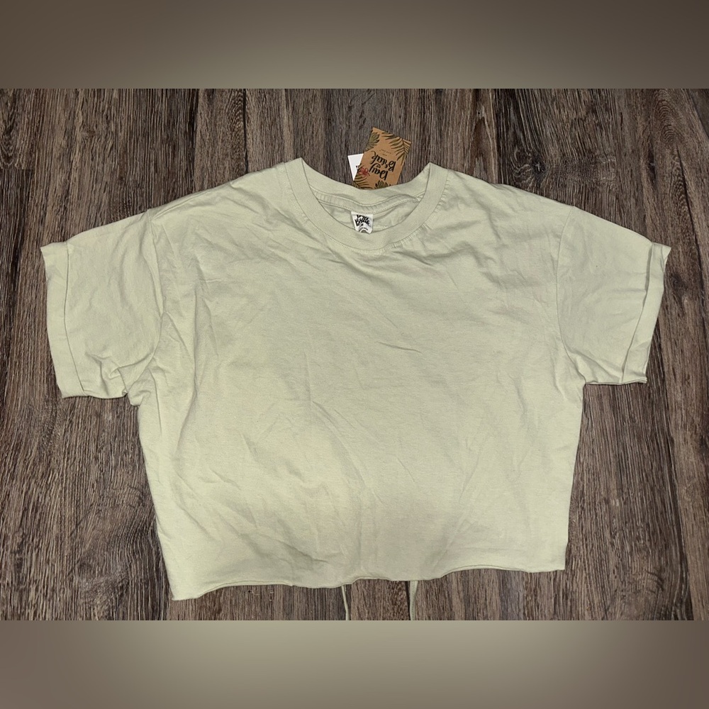 NWT Daybreak Open Back Tie Closure Cropped T-Shirt Size Medium